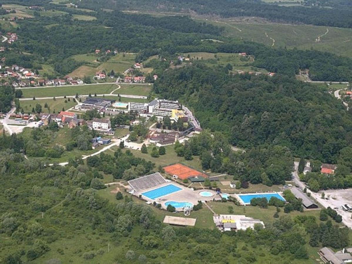 Apartman Abramovic Topusko Exteriör bild